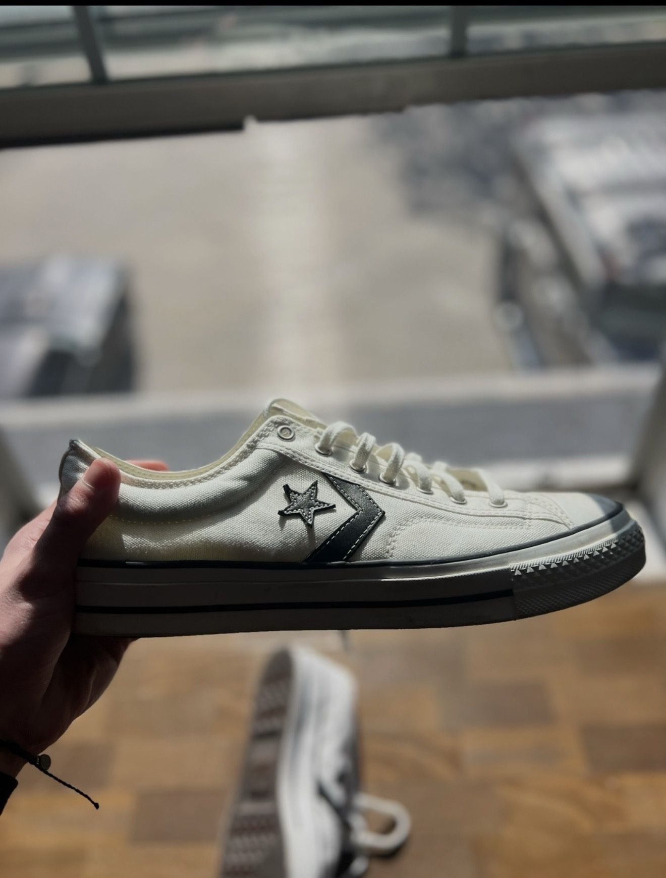 Converse Low Top White - Mens 12