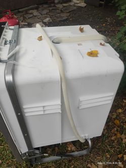 Dish washer