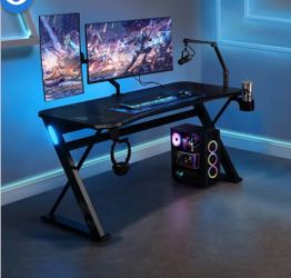 DPS Radius 60” Gaming Desk Item 1782772 | Model CSC60GD-1V