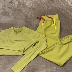 Figs compression shirt and jogger