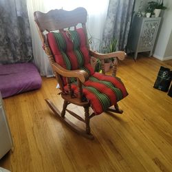 Rocking Chair 