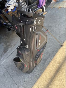 Big Max golf bag with clubs