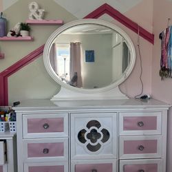 Mirror Dresser And Nightstands 