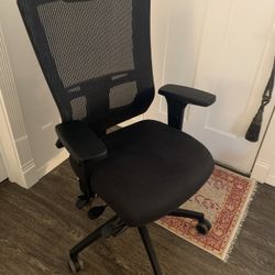 Custom Ergonomic Office Chair 