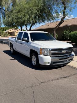 Chevrolet Silverado Crew Cab Pickup Truck