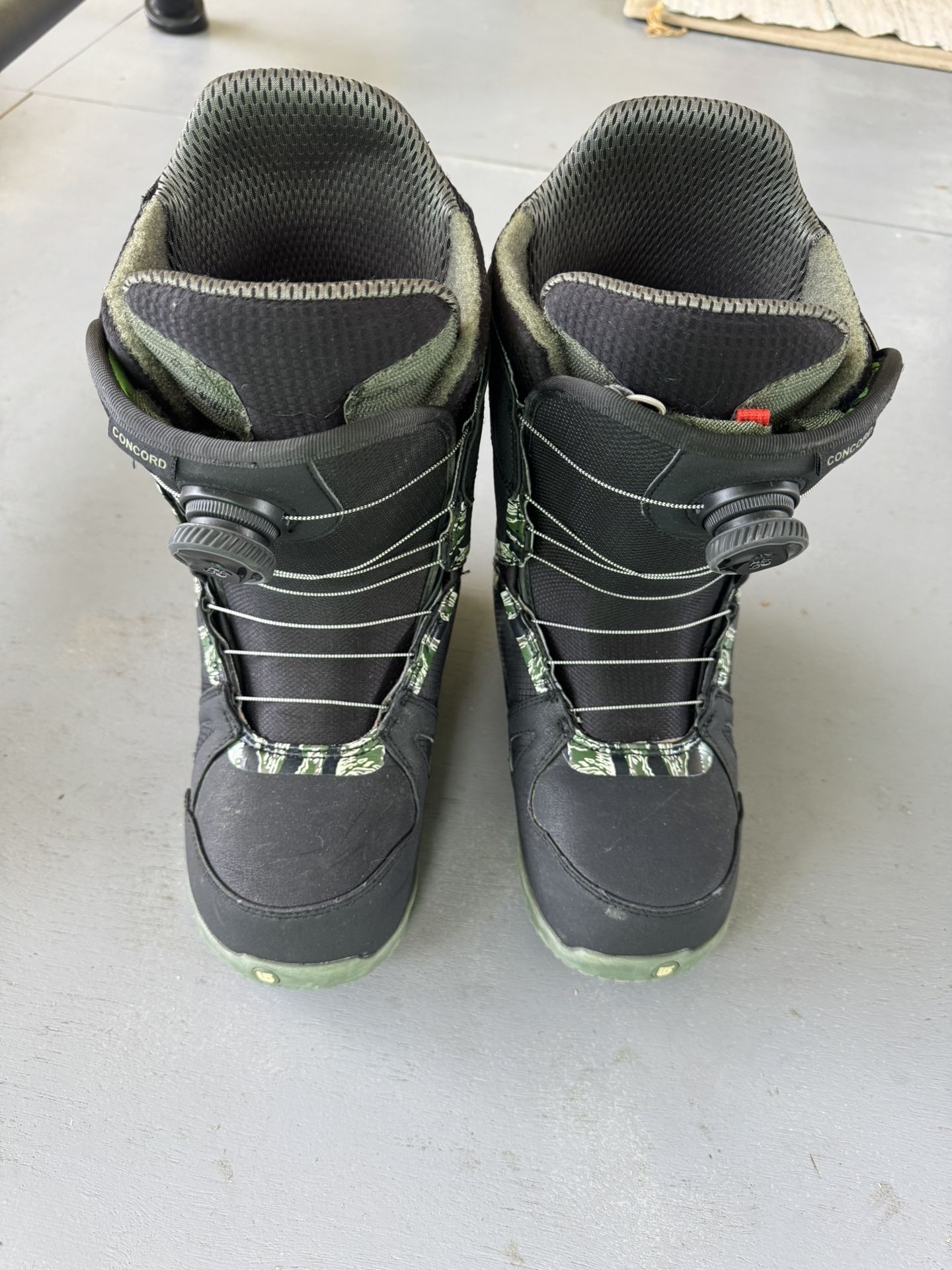 9.5 Burton Snowboarding Boots