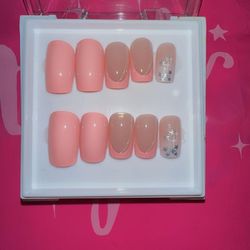Press On Nails 