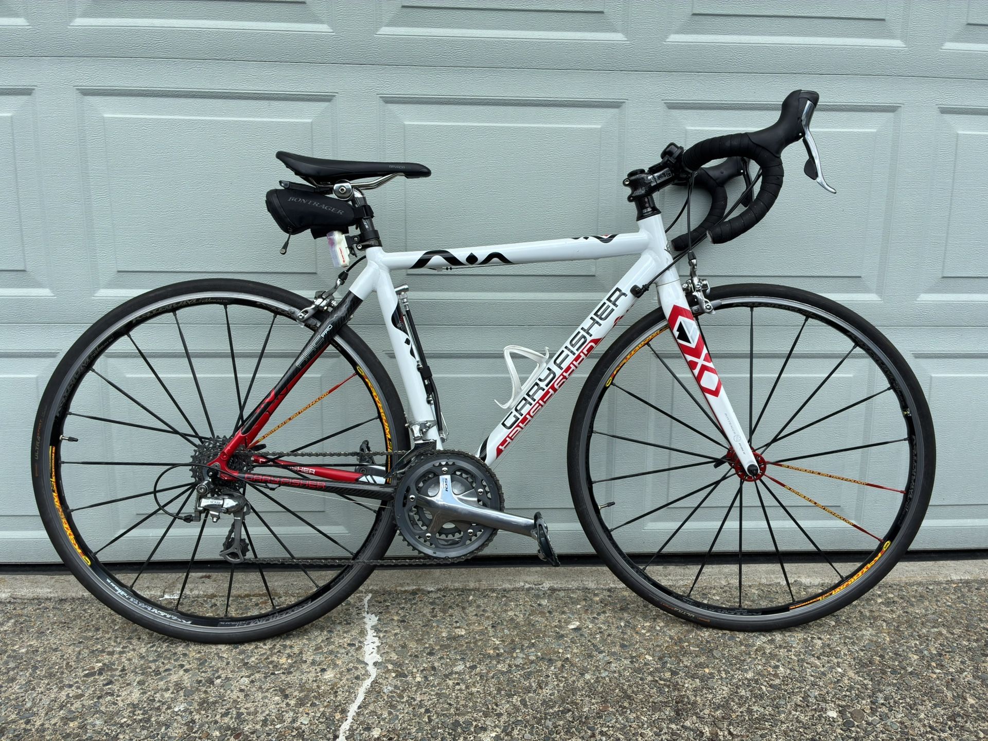 Gary Fisher Road Bike, Small Size 50cm Plus Cycleops Fluid Bike Trainer
