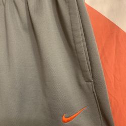 Men’s clothing 