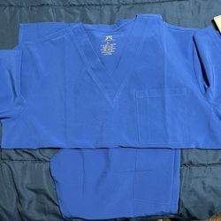 Nursing Scrubs 