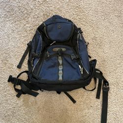 High Sierra Daypack W/ Rain Cover