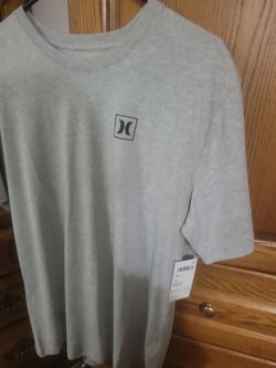 Hurley Tee shirt