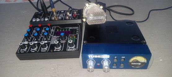 Presonus pre amp di plus mic and small mixer