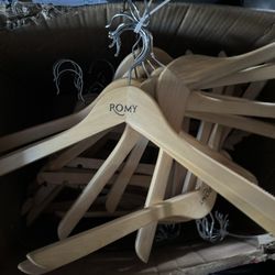 150  Wood Shirt Hangers 