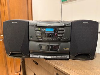 Vintage Sony Boombox CD Dual Cassette Radio