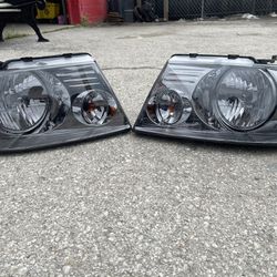 Headlight For 2004/2008 Ford F-150 