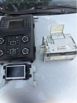 Se vende radio para Ford f150 2014