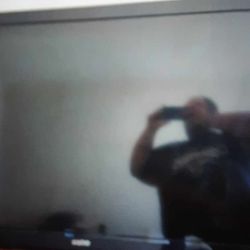 Sanyo Tv Needs A Stand Make Offers 