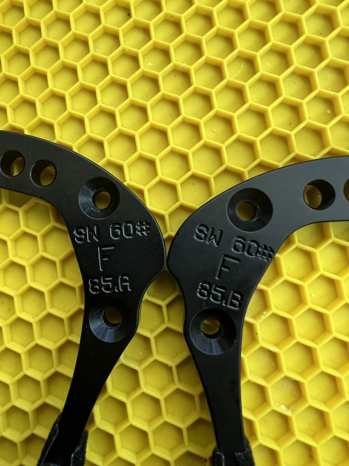 Modules De Rechange Mathews SW – Noir – Neuf Avec Défauts Mineurs