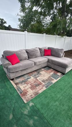 Sectional L-shaped gray can be delivered for an additional cost Presio 250