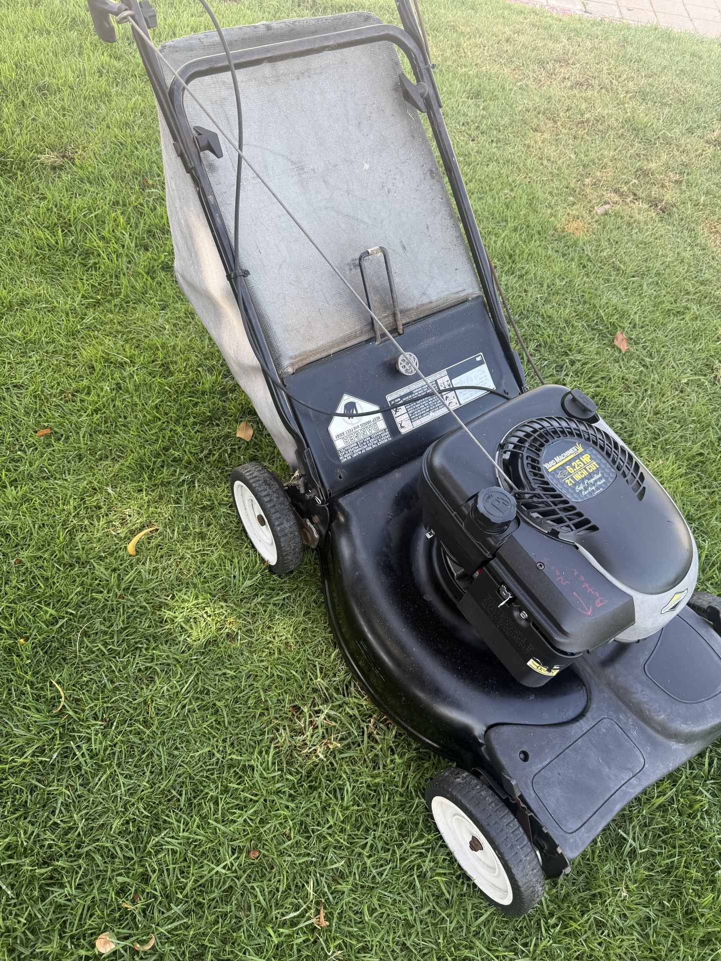 Yard Machines 6.5 hp Gas Powered Self Propelled Lawn Mower