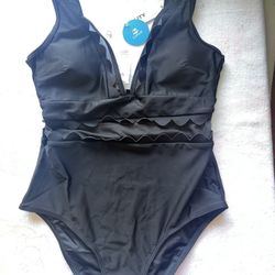 Cupshe Swimwear