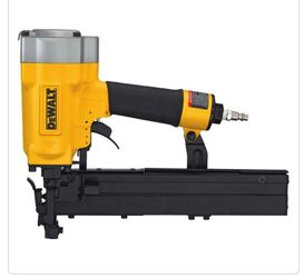 DEWALT Corded Pneumatic 16- Gauge 1 in. Crown Lathing Stapler