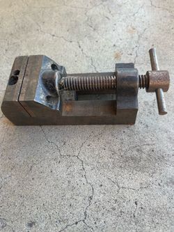 Vintage drill press vise