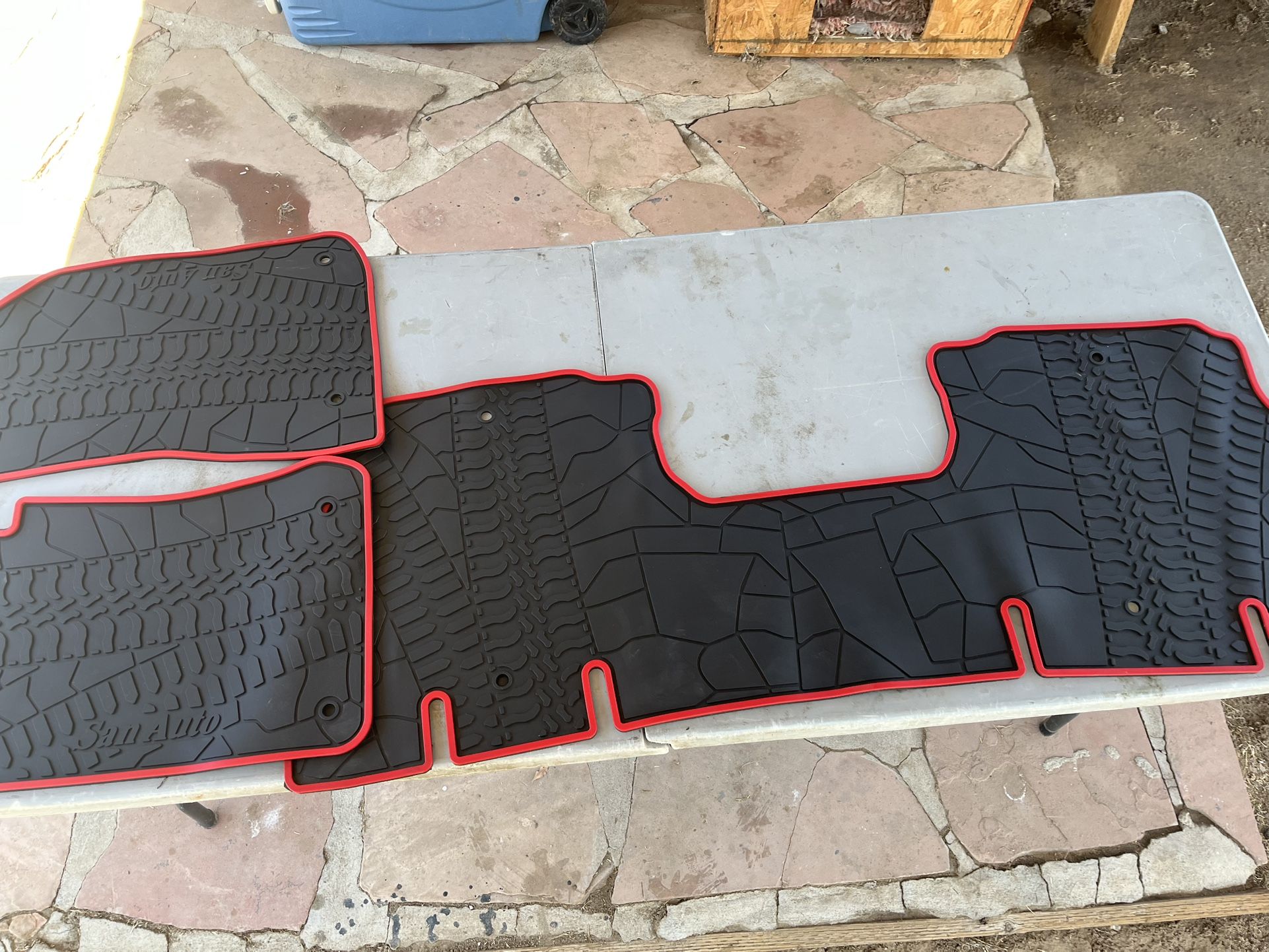 San Auto Rubber Floor Mat