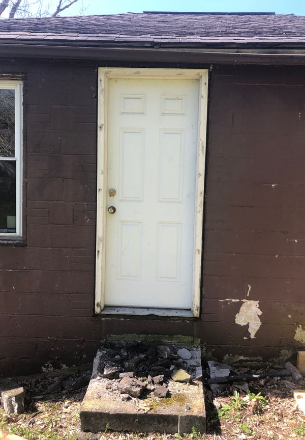 Two 32 inch exterior doors for Sale in Kingsport, TN OfferUp