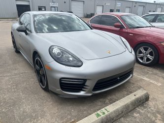 2016 Porsche Panamera