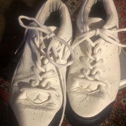 CA 1.5  Carmelo Anthony B’MORE Shoes. Size 6Y