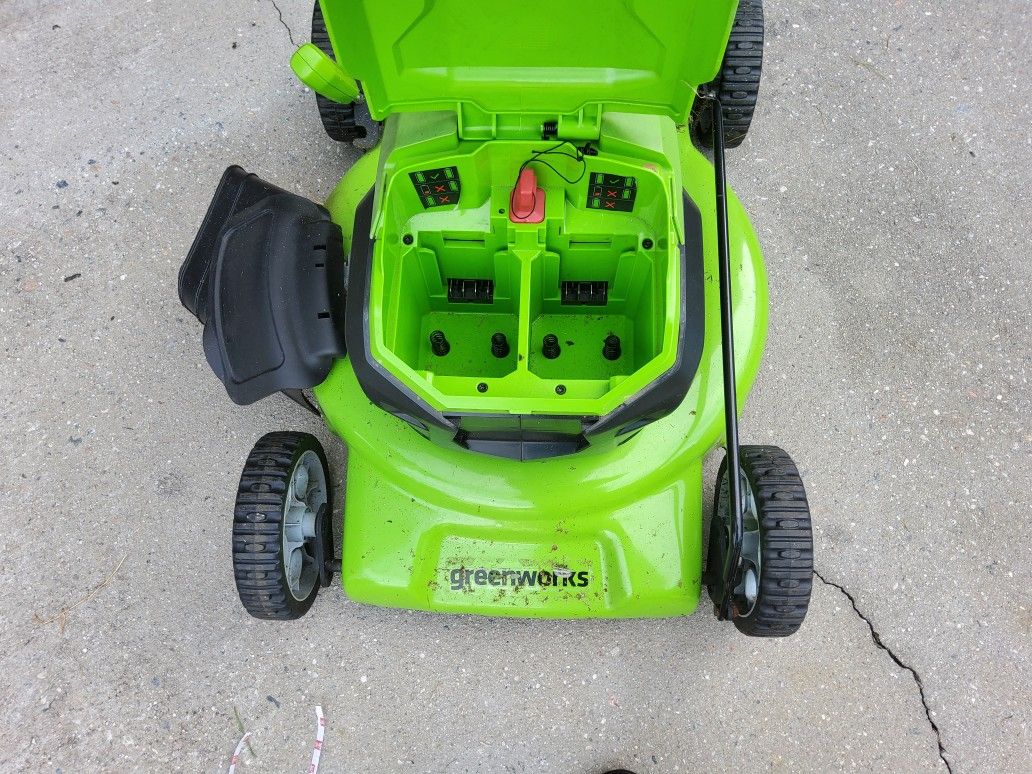 Battery Powered Greenworks Lawn Mower