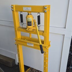 Jeggs 12 ton press