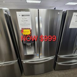 28 Cu. Ft. 3 Door French Door Refrigerator With ICE AND Water Dispenser And Craft Ice In Print Proof 