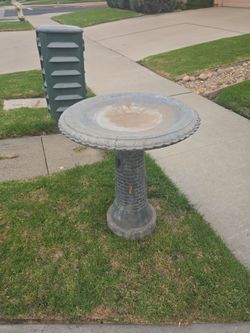 Bird bath