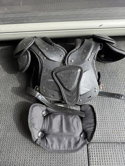 Shoulder Pads + Back Plate