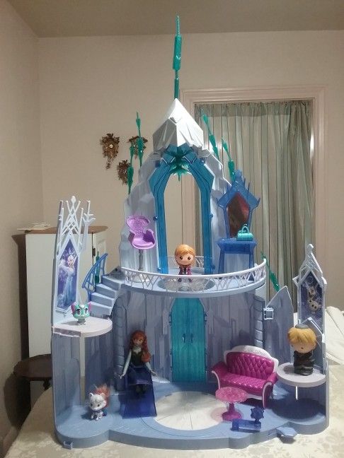 Disney Frozen Barbie Doll House