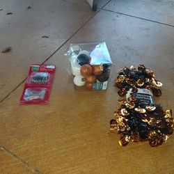 Holiday Decor Bundle - Christmas Ornaments + Hooks + Halloween Garland