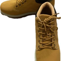 🎄 Christmas special Offer 🎅🏻 Lugz workboots Waterproof Tan Boots Size: 14 Lugz