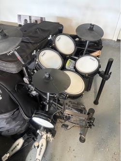 Alesis drum kit