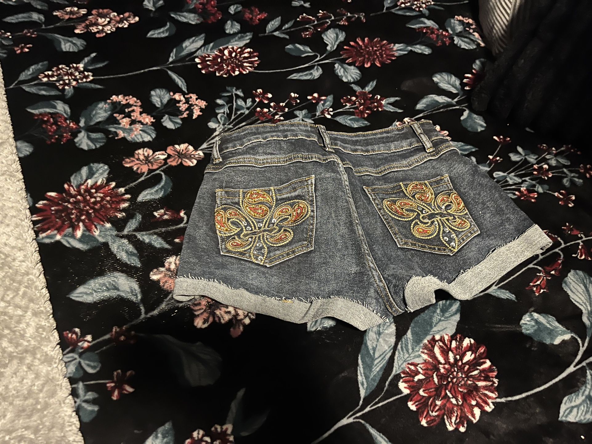 Low rise Shorts