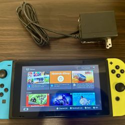Nintendo Switch Model HAC-001 Great Condition
