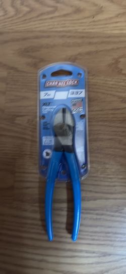 Channel Lock Diagonal Cutting Pliers, Angled Head, 8-Inch