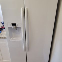 Samsung French Door Refrigerator | White | $300 OBO
