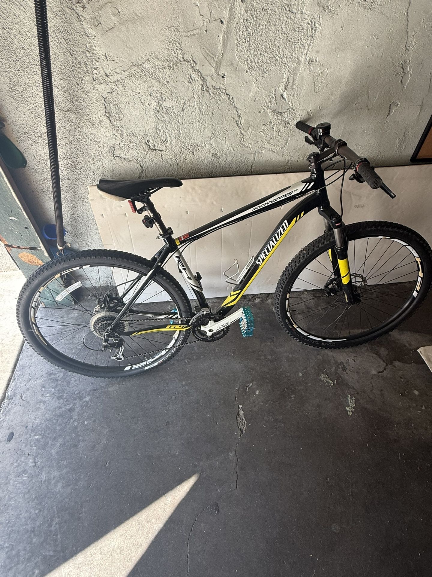 Specialized Mountain Bike Rockhopper 29