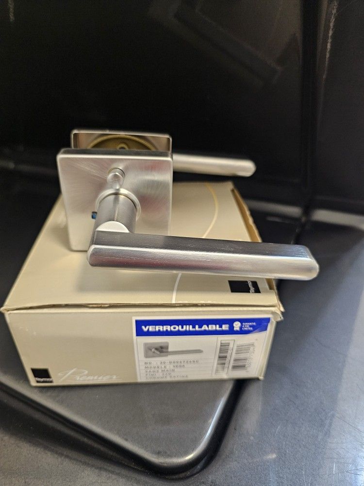 Vega Doorknobs Stain Nickel Privacy & Passage