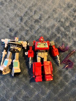 Transformers Action Figures Lot of 2