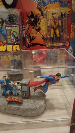 Superman Statue