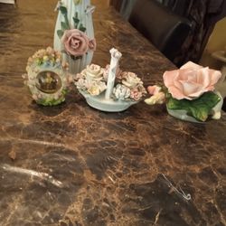 Rose Flower Vase & Roses Home Decor 